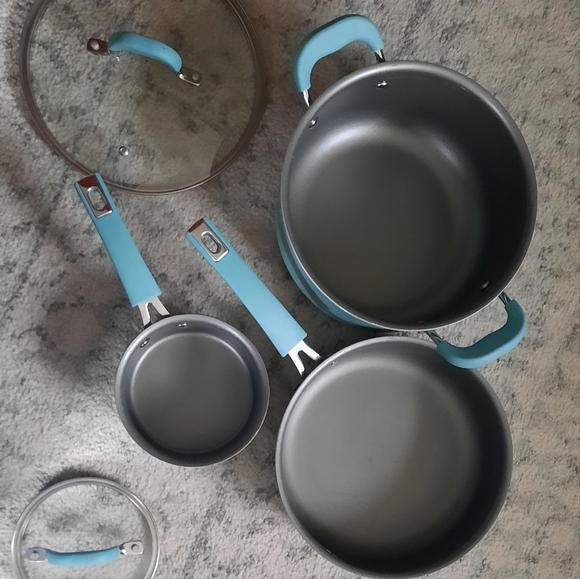 Pioneer Woman pan set - Picture 2 of 7